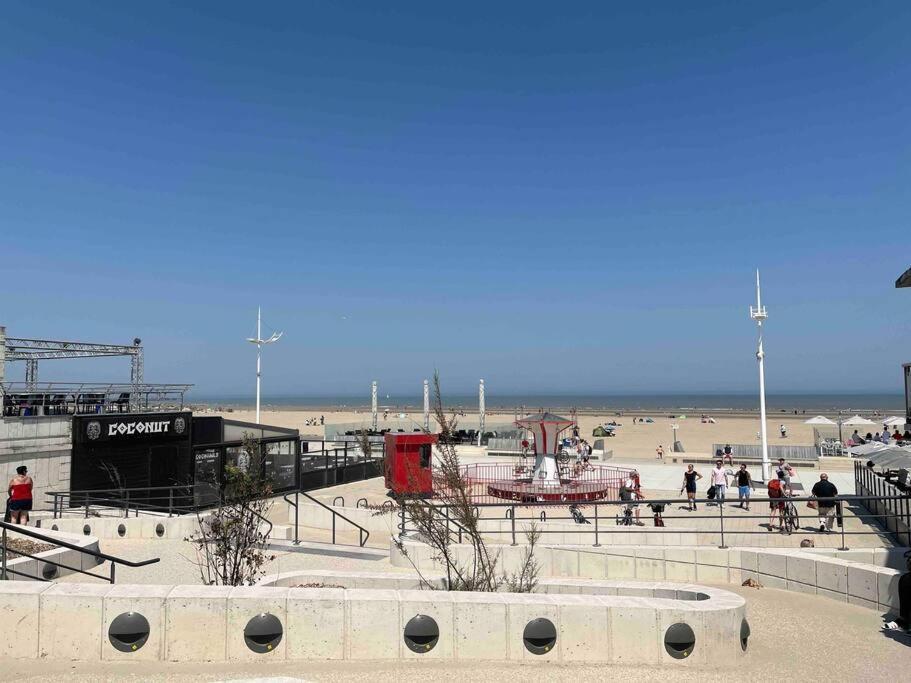 Malo, Duplex Bord De Mer Acces Direct Plage En Rdc ダンケルク エクステリア 写真