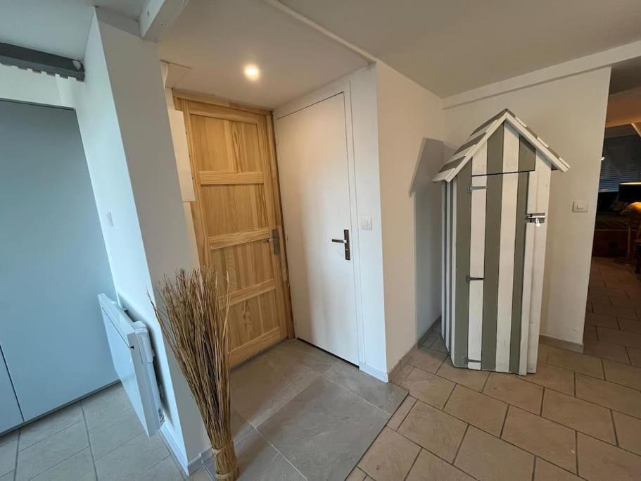 Malo, Duplex Bord De Mer Acces Direct Plage En Rdc ダンケルク エクステリア 写真